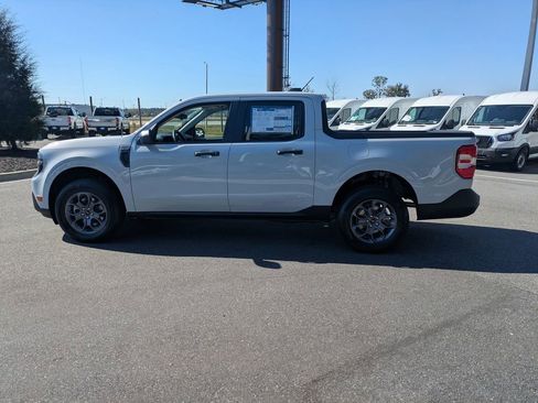 New 2025 Ford Maverick XLT image 7
