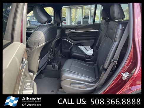 New 2026 Jeep Grand Cherokee L Limited AWD/4WD image 12