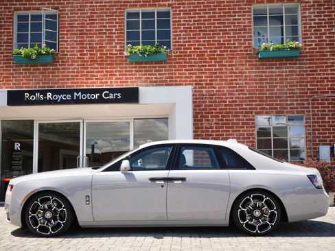 New 2026 Rolls-Royce Ghost Black Badge image 3