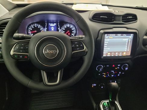 Used 2022 Jeep Renegade Sport image 22