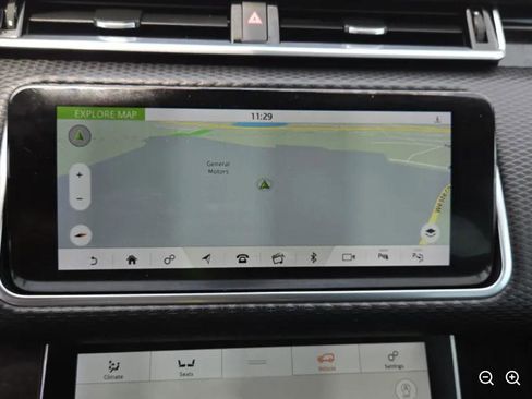 Used 2019 Land Rover Range Rover Velar R-Dynamic SE AWD/4WD image 10