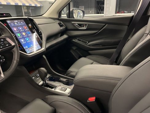 Used 2025 Subaru Ascent Limited image 23