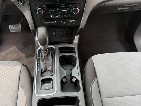 Used 2019 Ford Escape SE AWD/4WD image 23