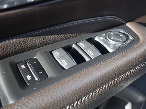 Certified 2021 GMC Yukon Denali w/ Denali Premium Package image 29