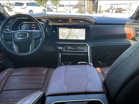 Used 2024 GMC Sierra 3500 Denali Ultimate image 20