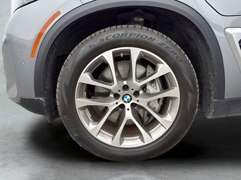Used 2026 BMW X5 xDrive50e w/ Climate Comfort Package image 35