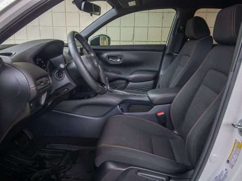 Used 2023 Honda HR-V Sport image 13
