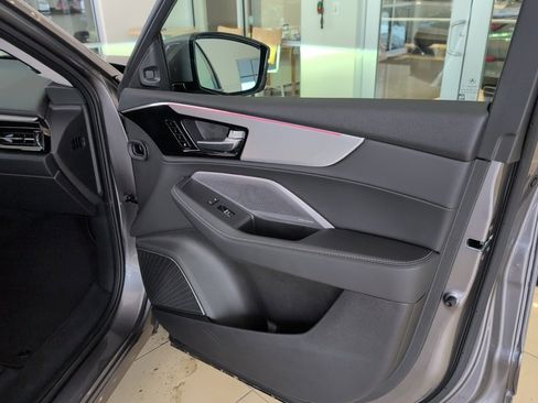 Certified 2026 Acura MDX w/ Technology Package image 57