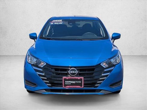 Used 2023 Nissan Versa SV FWD image 2
