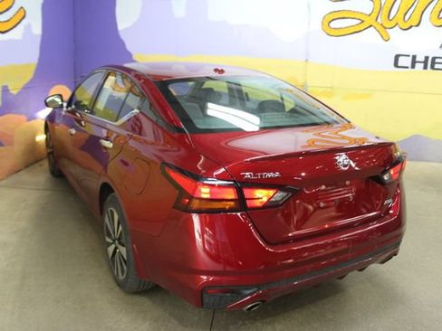 Used 2019 Nissan Altima 2.5 SV AWD/4WD image 6