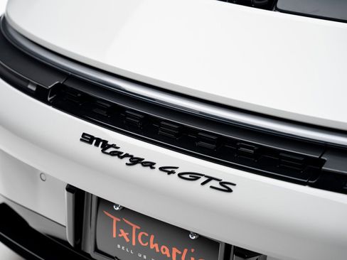 Used 2025 Porsche 911 Targa 4 GTS w/ Premium Package image 32