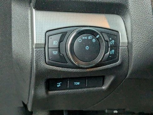 Used 2015 Ford Explorer XLT w/ Equipment Group 202B image 12