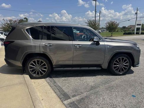 Used 2023 Lexus LX 600 F Sport w/ Accessory Package (Z1) AWD/4WD image 45