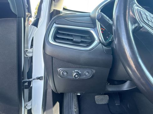 Used 2018 Chevrolet Equinox Premier image 57
