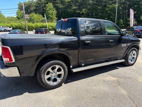 Used 2017 RAM 1500 Laramie w/ Convenience Group AWD/4WD image 10