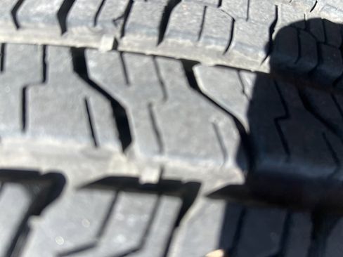 Used 2024 Chevrolet Colorado LT w/ LT Convenience Package II image 18