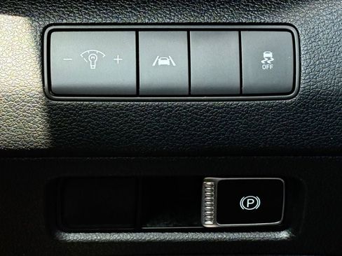 Used 2023 Hyundai Santa Fe SE FWD image 18