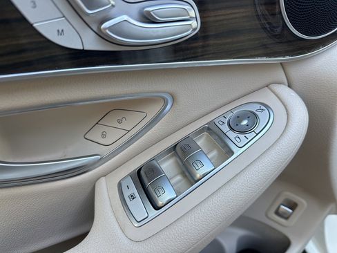 Used 2021 Mercedes-Benz GLC 300 image 22