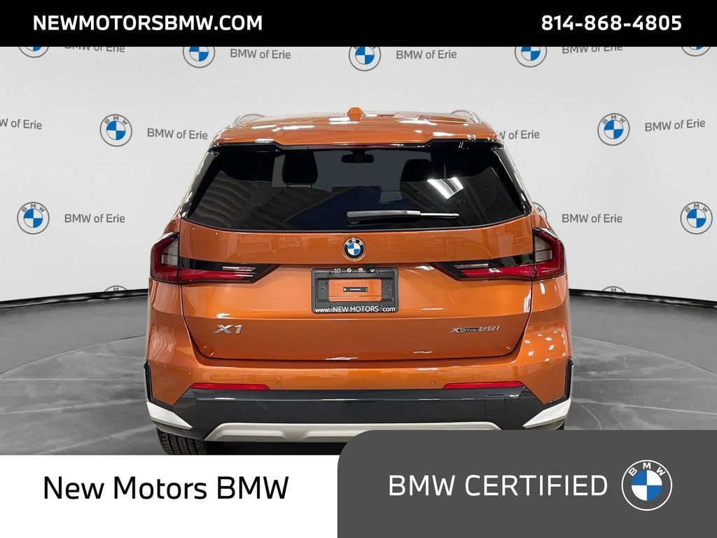Certified 2024 BMW X1 xDrive28i w/ Technology Package AWD/4WD image 4