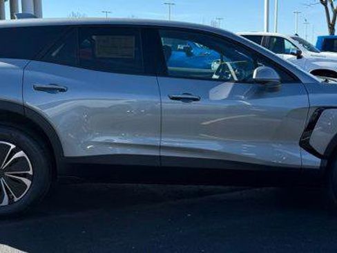 New 2026 Chevrolet Blazer EV LT image 13