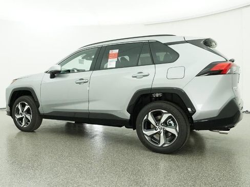 New 2025 Toyota RAV4 SE image 20