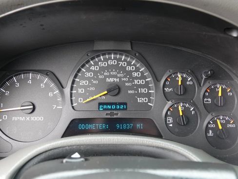 Used 2002 Chevrolet TrailBlazer LT w/ Preferred Equipment Group AWD/4WD image 97