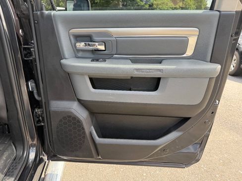 Used 2016 RAM 1500 Big Horn AWD/4WD image 34
