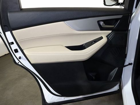 Certified 2026 Acura MDX SH-AWD image 28