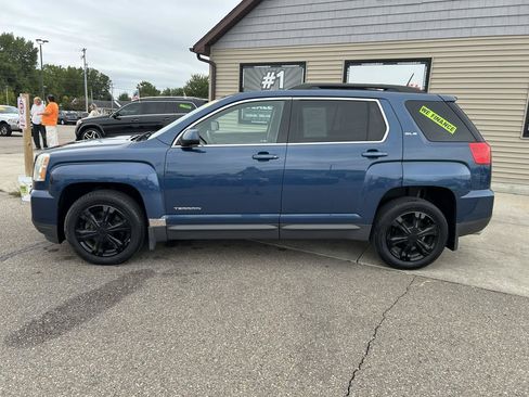 Used 2017 GMC Terrain SLE FWD image 8