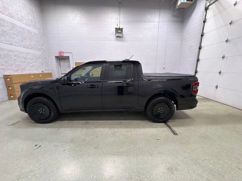 Used 2025 Ford Maverick Lobo AWD/4WD image 8