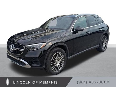 Used 2025 Mercedes-Benz GLC 300 4MATIC image 1