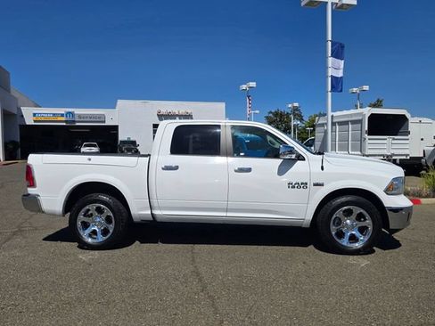 Used 2015 RAM 1500 Laramie w/ Convenience Group AWD/4WD image 7