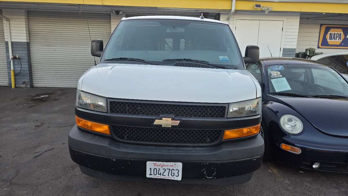 Used 2021 Chevrolet Express 2500 Extended w/ Driver Convenience Package RWD image 2