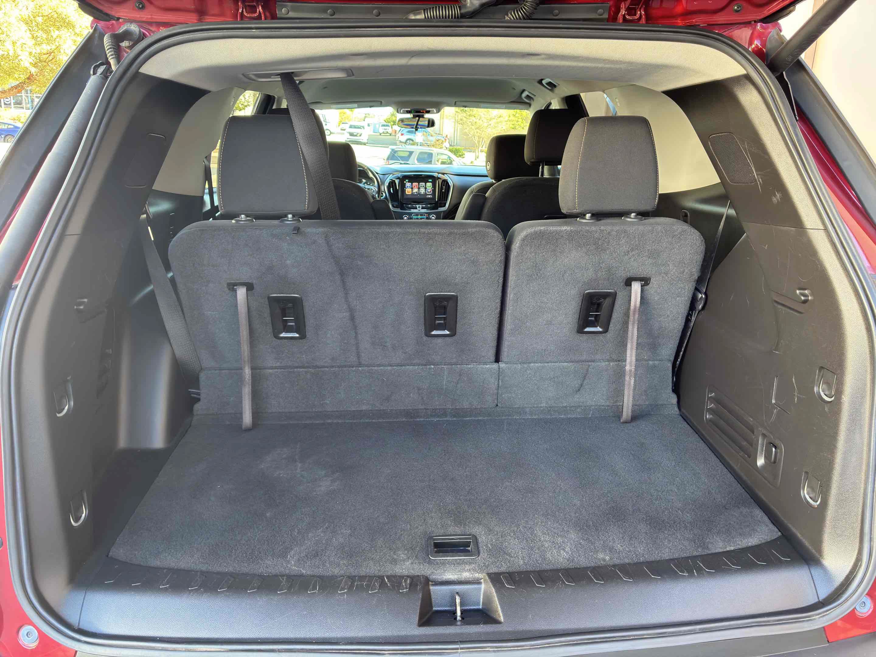 Used 2019 Chevrolet Traverse LT FWD image 55