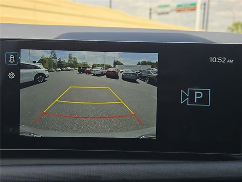 Used 2025 Hyundai Tucson SEL image 17