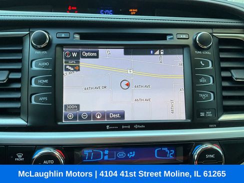 Used 2017 Toyota Highlander XLE image 6