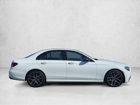 Used 2023 Mercedes-Benz E 350 Sedan image 4