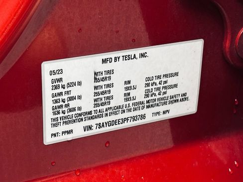 Used 2023 Tesla Model Y Long Range AWD/4WD image 42