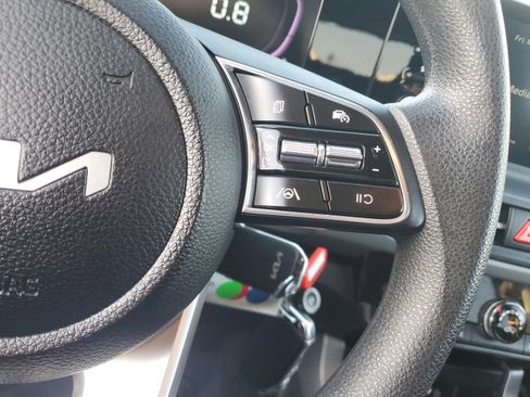 Certified 2026 Kia Seltos LX FWD image 25