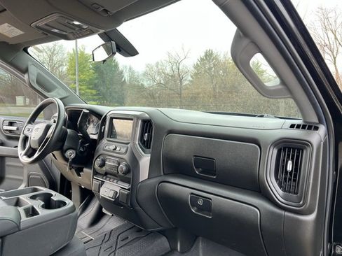 Used 2019 Chevrolet Silverado 1500 Custom Trail Boss w/ Custom Convenience Package image 29