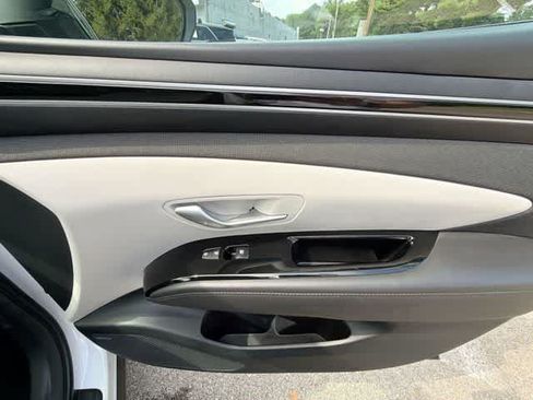 Used 2024 Hyundai Tucson Limited AWD/4WD image 24
