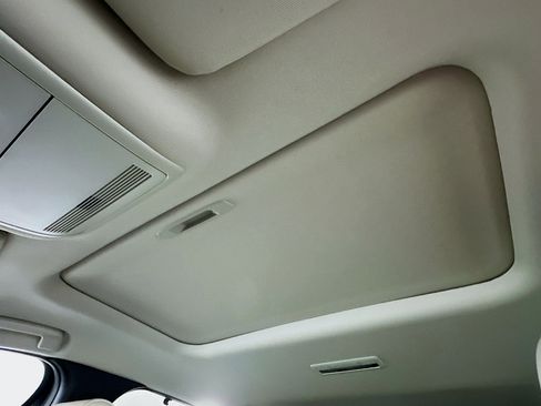 Used 2024 MAZDA CX-90 Plug-In Hybrid w/ Preferred image 25