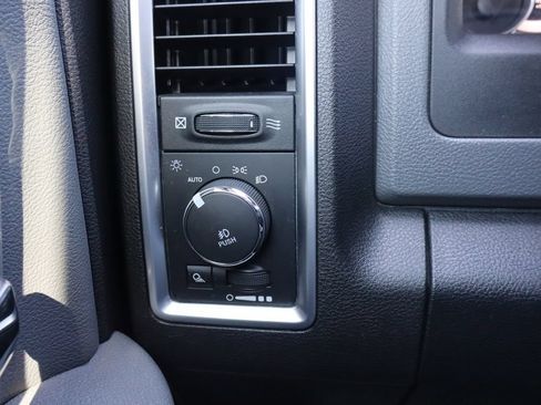 Used 2017 RAM 1500 Big Horn AWD/4WD image 17
