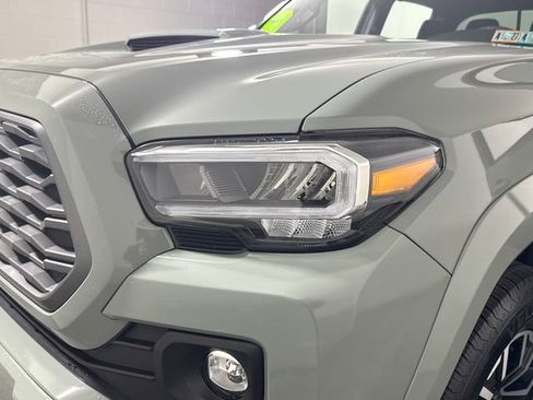 Used 2023 Toyota Tacoma TRD Sport AWD/4WD image 59