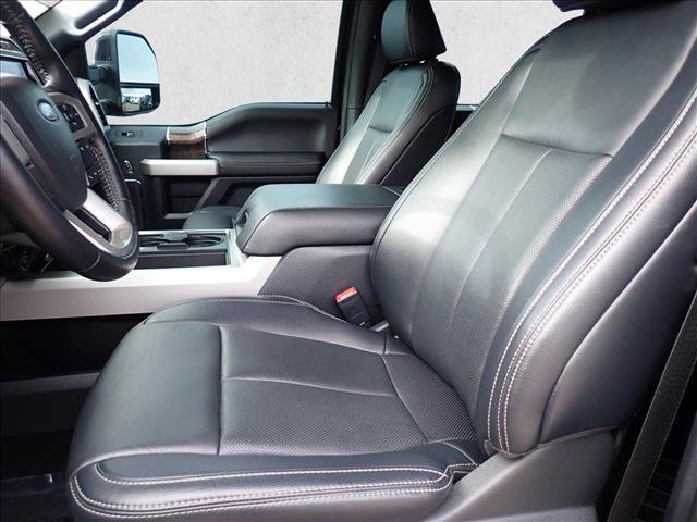 Used 2022 Ford F250 Lariat w/ Black Appearance Package AWD/4WD image 13