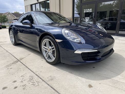 Used 2014 Porsche 911 Carrera image 3