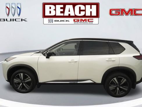 Used 2023 Nissan Rogue SL FWD image 6
