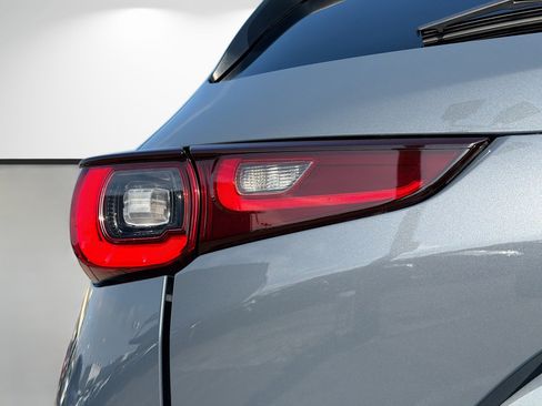 Used 2025 MAZDA CX-5 Carbon Edition image 10