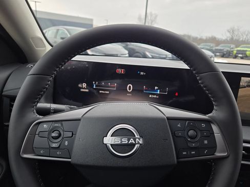 Used 2026 Nissan Sentra SV w/ SV Convenience Package FWD image 30