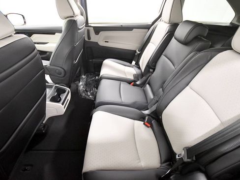 New 2026 Honda Odyssey Elite image 14